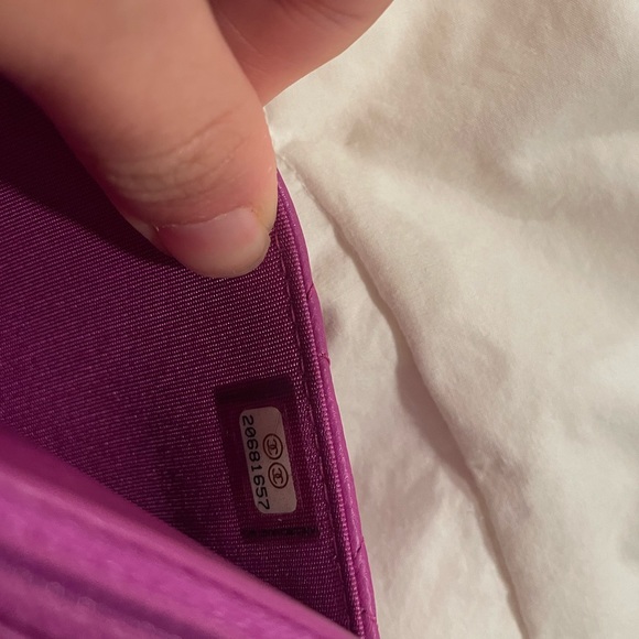 Chanel lambskin boy wallet on chain purse. WOC in magenta- great condition! - Picture 4 of 7